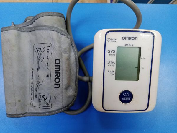 Купить Omron M2 Basic (HEM-7116-RU/ARU) в Ангарск за 399 руб.