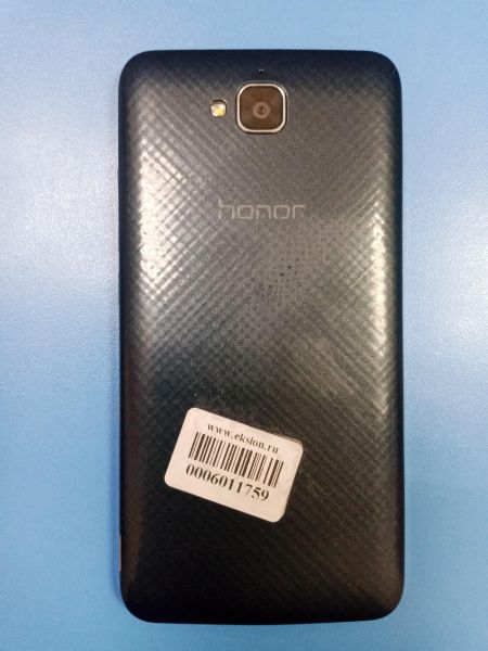 Купить Honor 4C Pro 2/16GB (TIT-L01) Duos в Ангарск за 1799 руб.