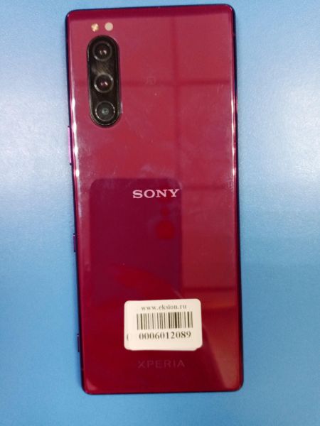 Купить Sony Xperia 5 6/64GB (SOV41) в Ангарск за 7849 руб.