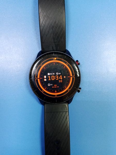 Купить Amazfit GTR 2 (A1952) с СЗУ в Ангарск за 1800 руб.