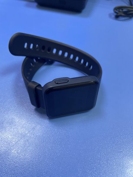 Купить Xiaomi Mi Watch Lite (REDMIWT02) с СЗУ в Ангарск за 700 руб.