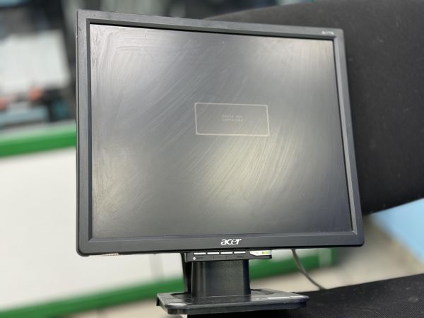 Купить Acer AL1716Fb в Чита за 399 руб.