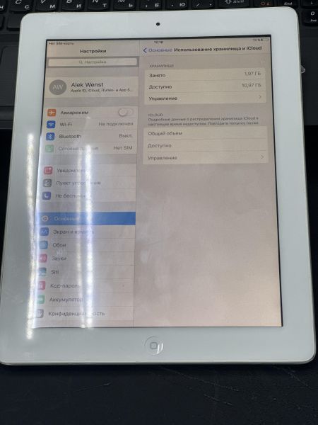 Купить Apple iPad 4 2012 16GB (A1460/1459 MD519-527) (с SIM) в Чита за 2199 руб.