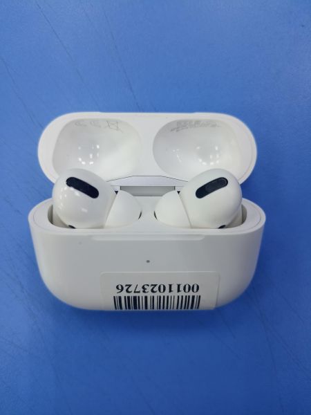 Купить Apple AirPods Pro (A2083, A2084) в Чита за 5599 руб.