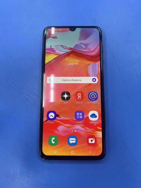 Купить Samsung Galaxy A70 2019 6/128GB (A705F/FN) Duos в Чита за 7299 руб.