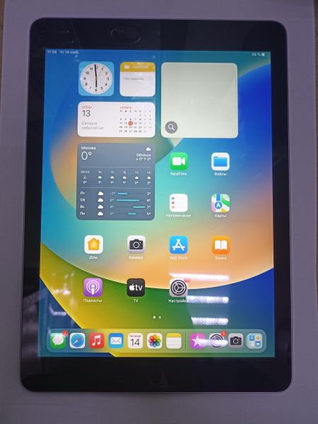 Купить Apple iPad 5 2017 32GB (A1822) (без SIM) в Чита за 9399 руб.