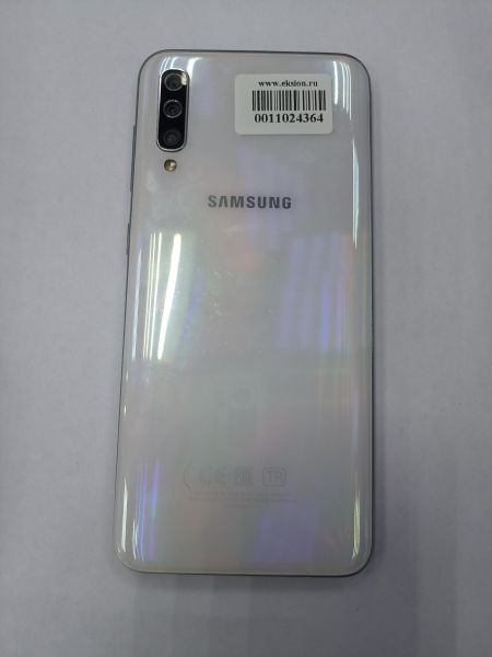 Купить Samsung Galaxy A50 2019 4/64GB (A505FN) Duos в Чита за 5249 руб.