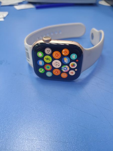 Купить Apple Watch Series 10 46mm (A2999) с СЗУ в Чита за 32250 руб.