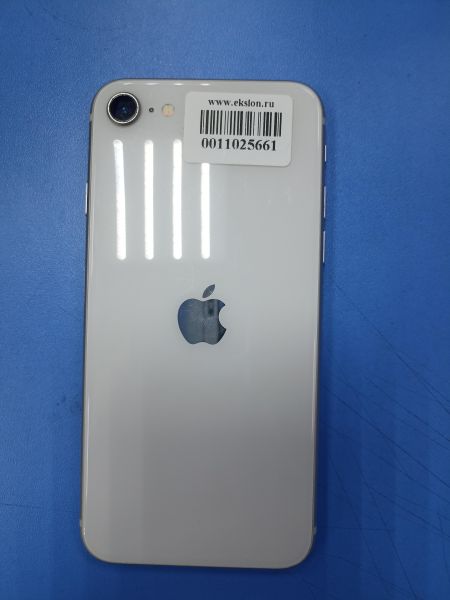 Купить Apple iPhone SE 3rd gen. 2022 128GB в Чита за 19300 руб.