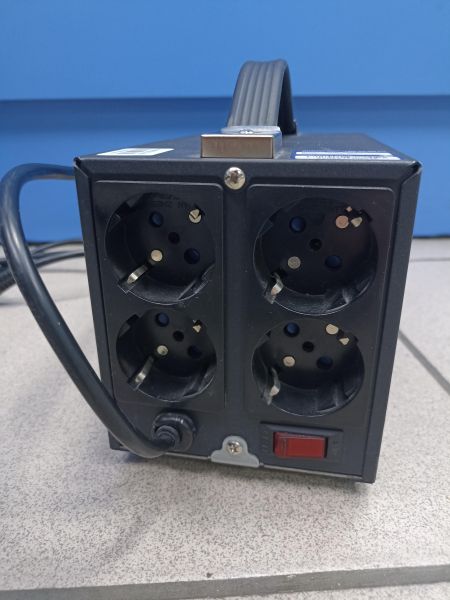 Купить IPPON AVR-2000 в Чита за 1100 руб.