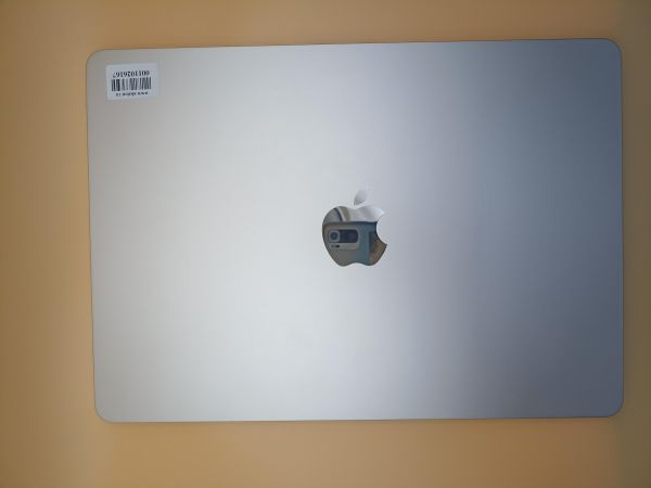 Купить Apple MacBook Air 13 2022 8/512GB (A2681) в Чита за 96850 руб.