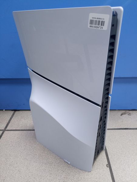 Купить Sony PlayStation 5 Slim 1TB (CFI-2000, с дисководом) в Чита за 41600 руб.