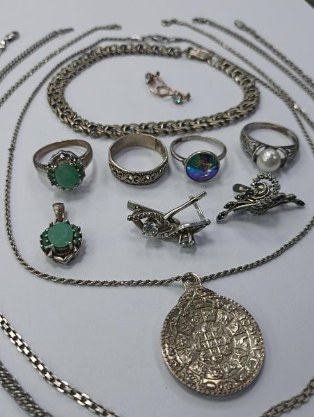 Купить Лом или горсть серебро 925 53,86g, вес изделия 68.26g в Чита за 4000 руб.