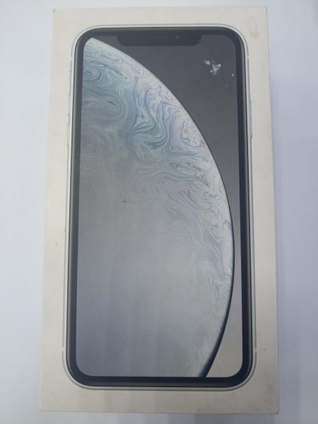 Купить Apple iPhone XR 64GB в Чита за 10000 руб.