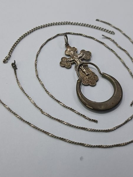 Купить Лом или горсть серебро 925 8,00g, вес изделия 8g в Чита за 750 руб.