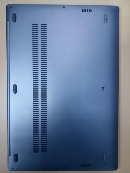 Купить Xiaomi без модели (15.6/FHD/i5-8250U/MX150/8GB/256GB) в Чита за 20600 руб.