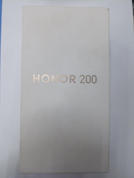 Купить Honor 200 8/256GB (ELI-NX9) Duos в Чита за 16500 руб.