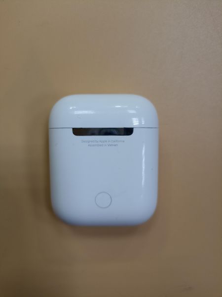 Купить Apple AirPods 2 (A2031, A2032, A1602) в Чита за 1500 руб.