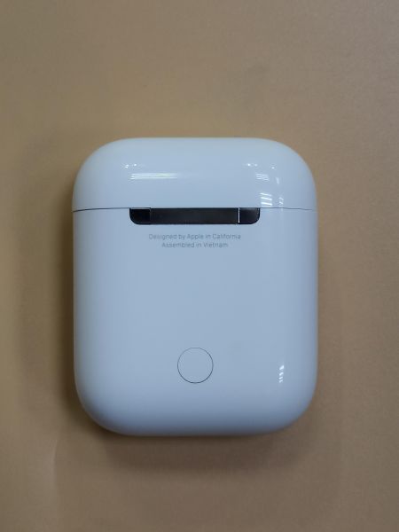 Купить Apple AirPods 2 (A2031, A2032, A1602) в Чита за 1500 руб.