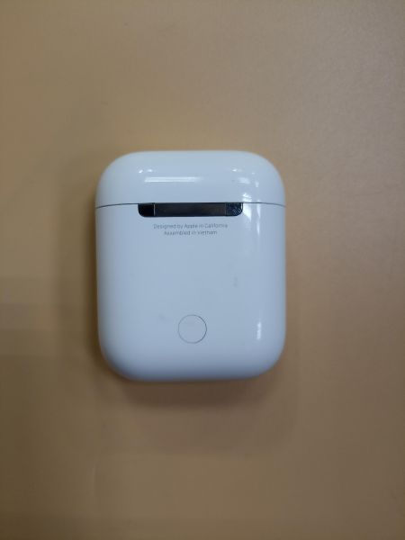 Купить Apple AirPods 2 (A2031, A2032, A1602) в Чита за 1500 руб.