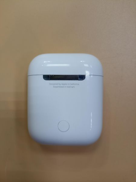 Купить Apple AirPods 2 (A2031, A2032, A1602) в Чита за 1500 руб.