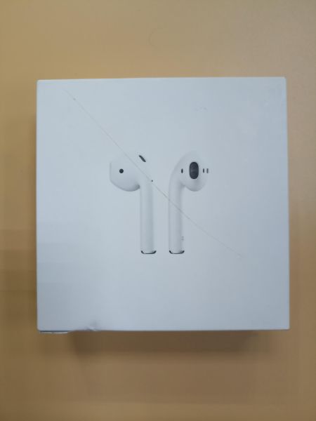 Купить Apple AirPods 2 (A2031, A2032, A1602) в Чита за 1500 руб.