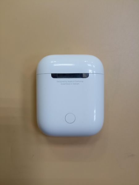 Купить Apple AirPods 2 (A2031, A2032, A1602) в Чита за 1500 руб.