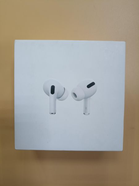 Купить Apple AirPods Pro (A2083, A2084) в Чита за 4200 руб.