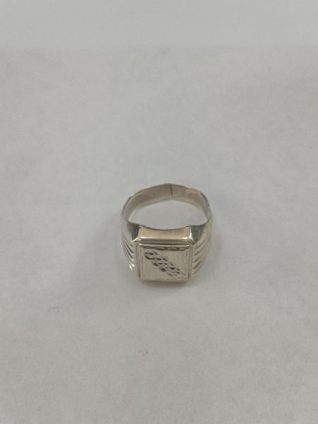 серебряное кольцо Кольцо серебро 925 3,92g, вес изделия 3.92g, размер 19.5 в Иркутск