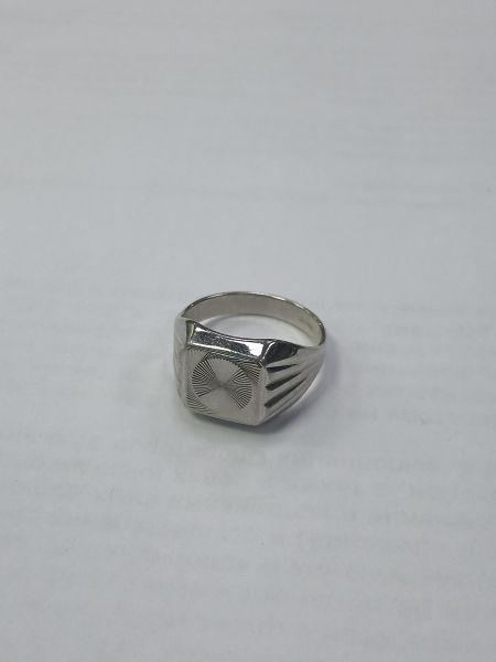 серебряное кольцо Кольцо серебро 925 4,51g, вес изделия 4.51g, размер 20 в Чита