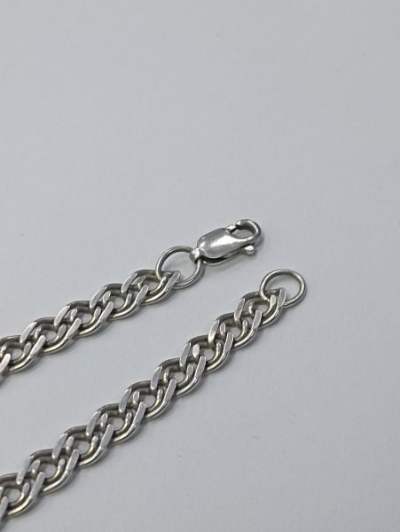 серебряный браслет Браслет серебро 925 5,75g, вес изделия 5.85g, длина 21 см в Иркутск