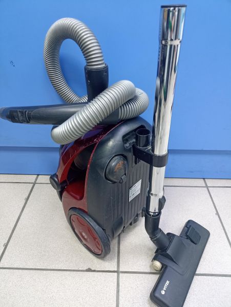напольный пылесос Vitek VT-1825 R в Чита