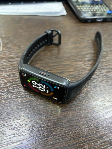 Купить Honor Band 6 (ARG-B39) с СЗУ в Черемхово за 500 руб.