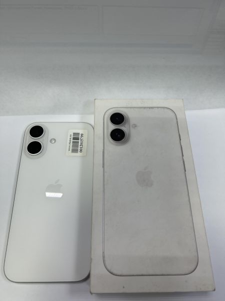 Купить Apple iPhone 16 128GB в Черемхово за 67700 руб.