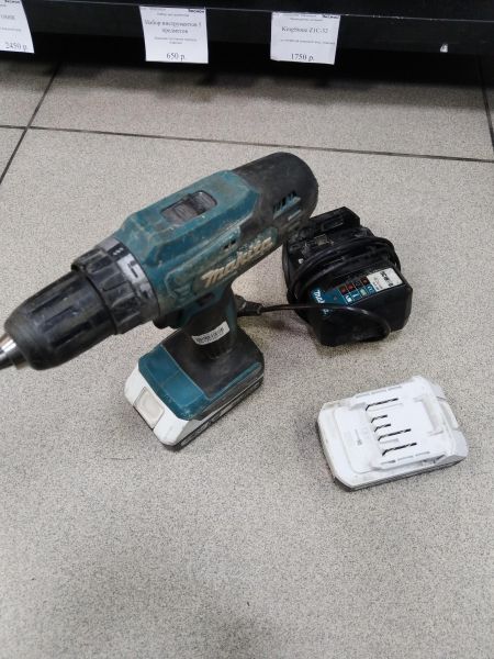 Купить Makita DF488D/DWE с СЗУ в Черемхово за 4000 руб.