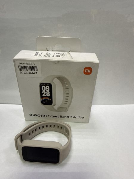 Купить Xiaomi Smart Band 9 active (M2435B1) с СЗУ в Черемхово за 1100 руб.