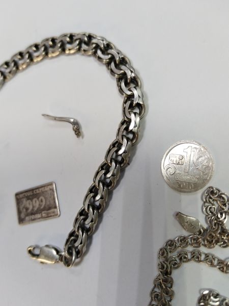 Купить Лом или горсть серебро 925 24,39g, вес изделия 24.49g в Черемхово за 1750 руб.