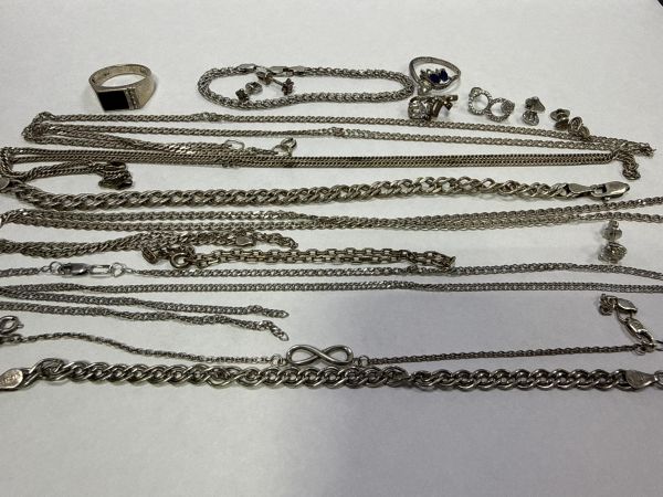 Купить Лом или горсть серебро 925 55,76g, вес изделия 57.2g в Черемхово за 3900 руб.