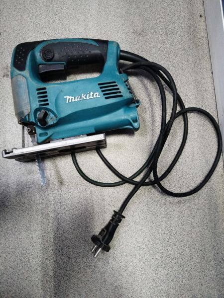 Купить Makita 4329 в Черемхово за 2100 руб.
