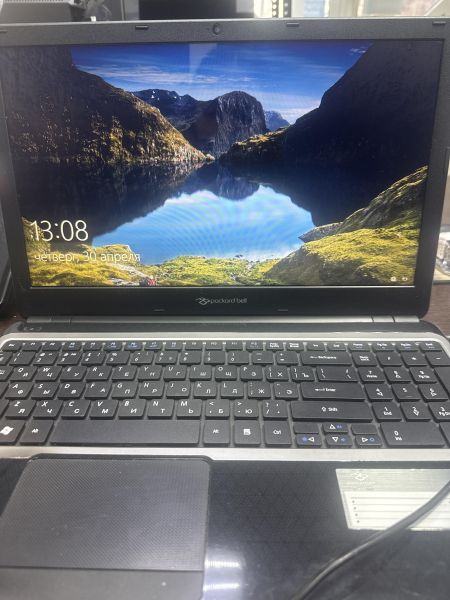 ноутбук PackardBell ENTE69HW-29552G32Mnsk (8GB RAM) в Зима