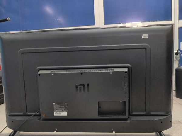 Купить Xiaomi Mi TV 4S 43 (L43M5-5ARU) в Черемхово за 14900 руб.