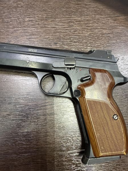 Купить Gletcher SP210 (с 18 лет, 3 Дж) в Черемхово за 3700 руб.