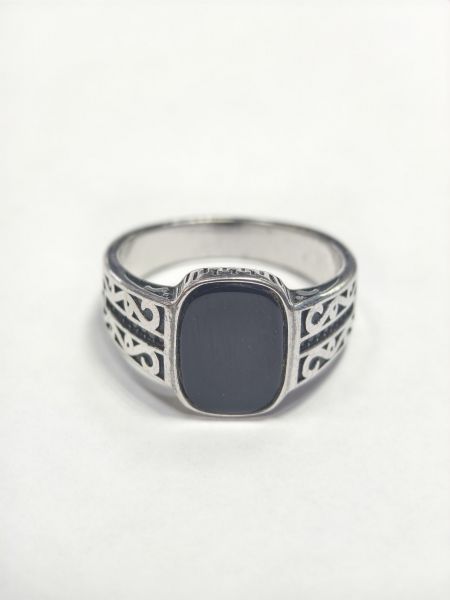 Купить Кольцо серебро 925 7,44g, вес изделия 8.14g, размер 22 в Черемхово за 1750 руб.