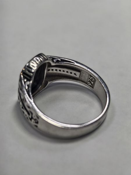 Купить Кольцо серебро 925 7,44g, вес изделия 8.14g, размер 22 в Черемхово за 1750 руб.