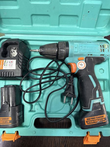 Купить Sturm! CD3318LP с СЗУ в Черемхово за 1600 руб.