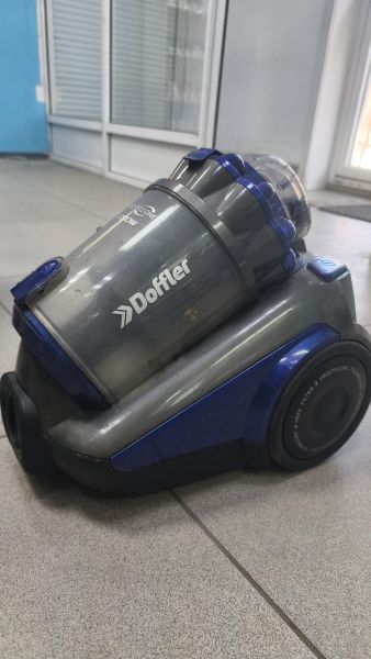напольный пылесос Doffler VCC 2280 RB/BL в Зима