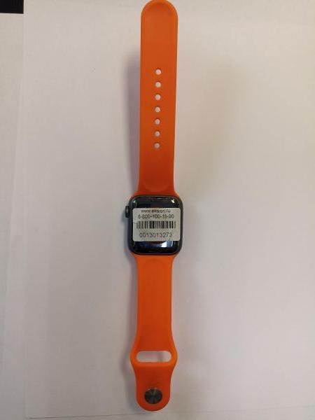 Купить Apple Watch Series 4 40mm (A1977) с СЗУ в Черемхово за 5599 руб.