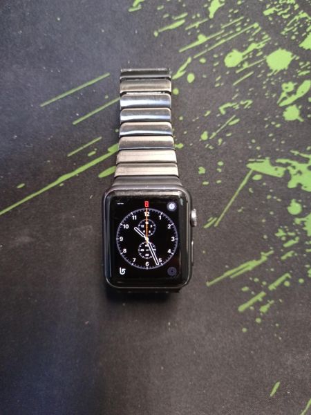 Купить Apple Watch Sport 42mm (A1554 MJ3T2) c СЗУ в Черемхово за 3799 руб.