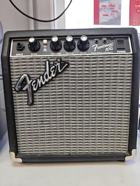 Купить Fender Frontman 10G в Черемхово за 3900 руб.