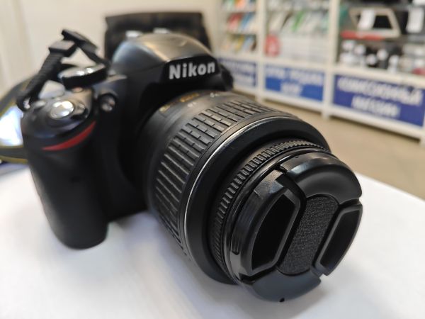 Купить Nikon D3200 Kit с СЗУ в Черемхово за 11950 руб.